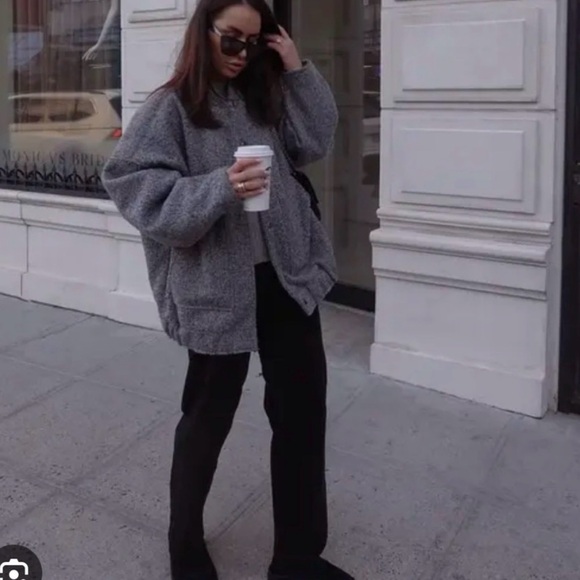 NWT viral Zara Oversized boucle bomber jacket, navy blue - Picture 7 of 7